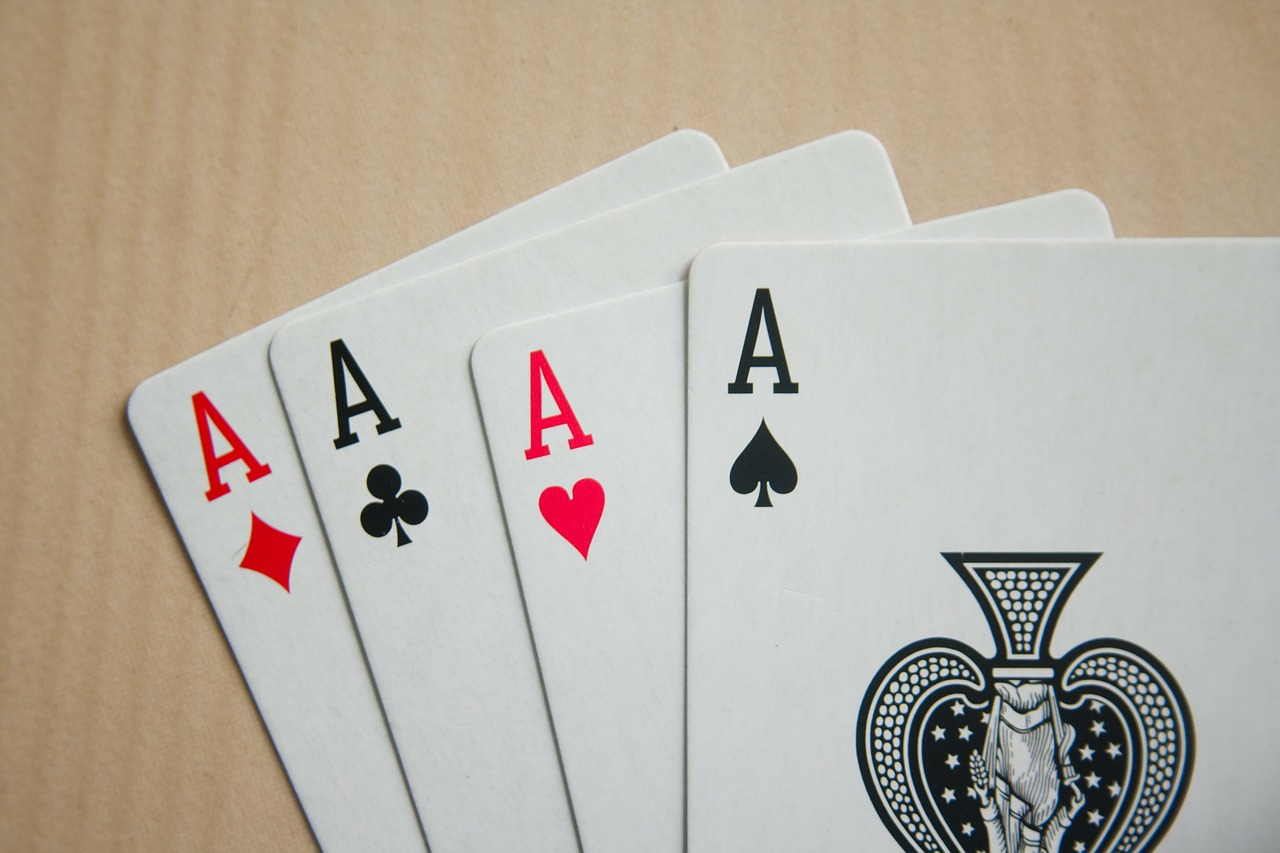 How To Set Rummy Cards