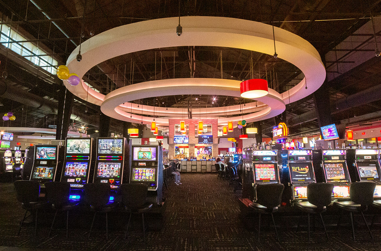 Magnolia Bluffs Casino